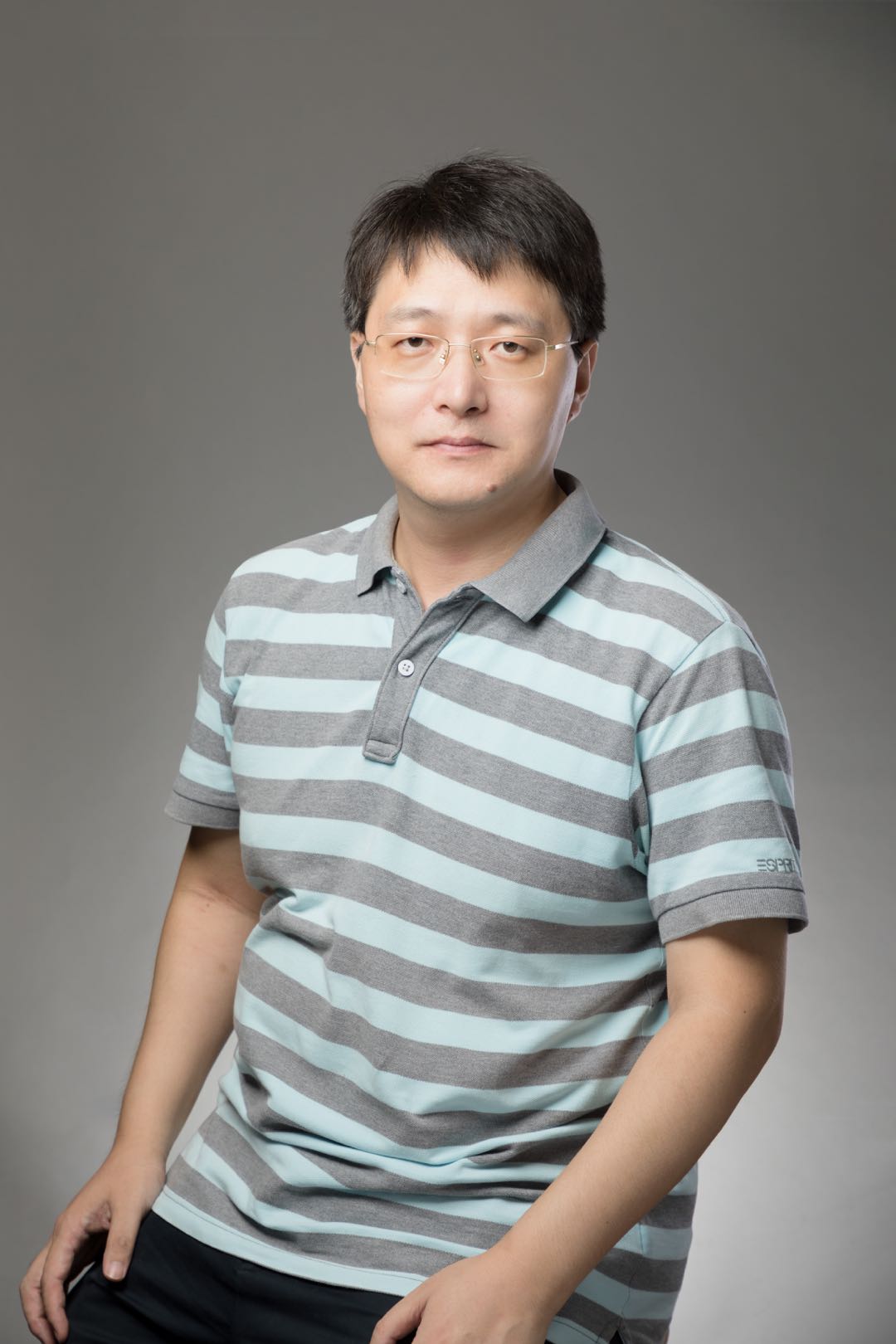 杏彩手机官方网站创新论坛第九百五十七讲：Searching New Phenomenon in Uniformly Hyperbolic Systems