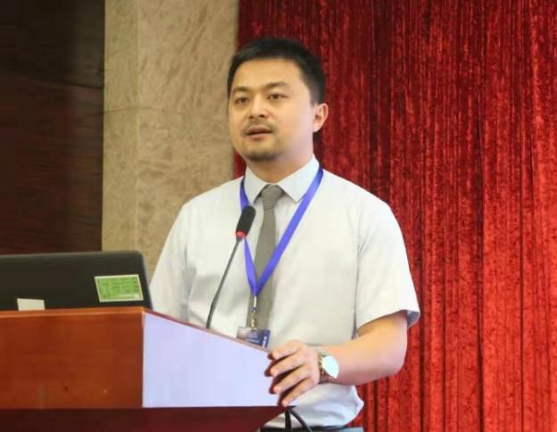 杏彩手机官方网站创新论坛第九百二十五讲：燃烧催化剂的作用机制及碳纳米含能催化剂的独特效应